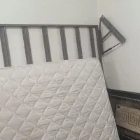 تخت خواب دونفره همراه با تشک کاملا سالم در حد نو|تشک تختخواب|شوشتر, |دیوار