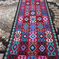 گلیم دستبافت ۴مترطول ۱متر۲۰ سانت عرض