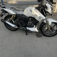 آپاچی 180