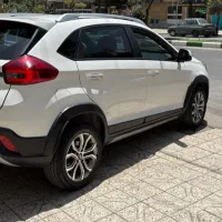 معاوزه خودرو با آپارتمان