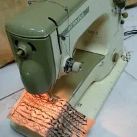 چرخ خیاطی های آنتیک وارزان