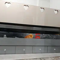 تخت خواب دو طبقه همراه با میز تحریر بسیار محکم