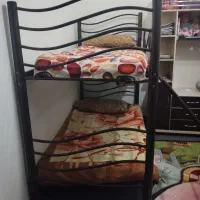 تخت خواب دوطبقه فلزی محکم دو عدد|تخت و سرویس خواب|خمینیشهر, |دیوار