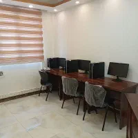 کارمند اداری خانم