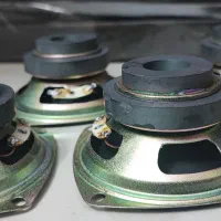 بلندگو دو مگنت