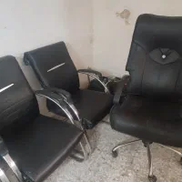 صندلی مدیریتی و ۴ عدد کنفرانس