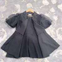 شومیزمشکی نو وپالتوخزداربسیارضخیم|لباس|رشت, باهنر|دیوار