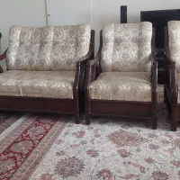 مبلمان ۳ تا تک نفره و یه دونه دو نفره