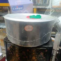 قابلمه تفلون اندازه ۲۵ تا ۳۰ نفر