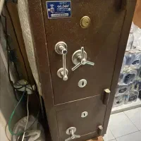 گاو صندوق دو طبقه