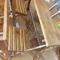 میز و صندلی چوبی