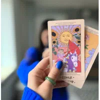 انواع فال قهوه تاروت ورق اوراکل و شمع تراپی