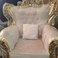 مبل ۷نفره سلطنتی به همراه جلومبلی|مبلمان خانگی و میز عسلی|گرمدره, |دیوار