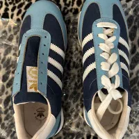 کفش و لباس تک سایز