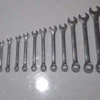 یک دست آچار نو