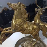 اسب برنجی