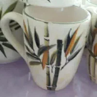 استخدام چند نفر نیروی خانوم جهت لعاب وسط کاری