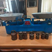 ترازو(عتیقه)*۲۰ کیلویی*