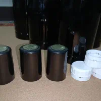 بطری یک لیتری و نیم لیتری|ظروف نگهدارنده، پلاستیکی، یک‌بارمصرف|اهواز, سیصد دستگاه|دیوار