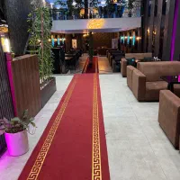 نیروی خانوم جهت فعالیت در کافه رستوران