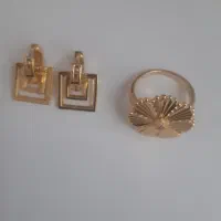 گوشواره و انگشتر