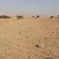 یک قطعه زمین