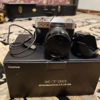 دوربین فوجی فیلم XT30 بهمراه لنز