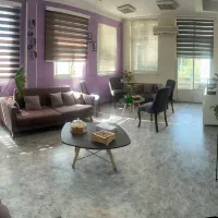 اپراتور لیزر خانم
