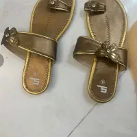 دمپایی رو فرشی دو‌جفت متفاوت|کیف، کفش، کمربند|تهران, شهرک مخابرات|دیوار