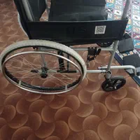 ویلچر و بالابر معلولین واکر چرخ دار
