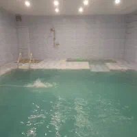 ویلا جنگلی با ایستگاه شنا لذت ببرید استخر|اجارهٔ کوتاهمدت ویلا و باغ|شهرکرد, |دیوار