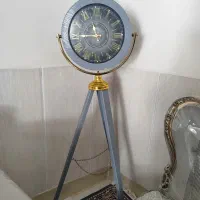 ساعت ایستاده