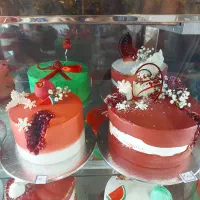 نیروی ساده کارگاه قنادی