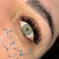 مژه 800لیفت ابرو400 کاشت هیدن400