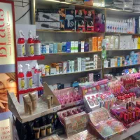 واگذاری مغازه آرایشی و بهداشتی|فروشگاه و مغازه|سنندج, |دیوار