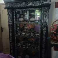 بوفه کار شده پشت آیینه کاری