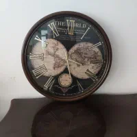 ساعت دیواری طرح چوب