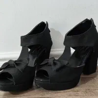 کفش سایز ۳۸.۳۷