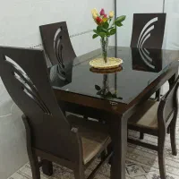 میز نهار خوری چهار نفره