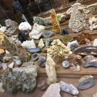سنگ راف آویز طبیعی نگین معدنی تسبیح کلکسیونی