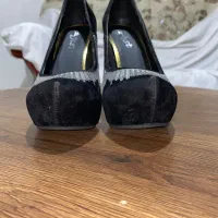 پاشنه بلند و بوت زنانه|کیف، کفش، کمربند|بومهن, |دیوار