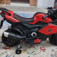 موتور شارژی|اسباب‌بازی بچه|رباط‌کریم, رباط‌کریم|دیوار