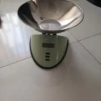 ترازو اشپزخانه در حد نو