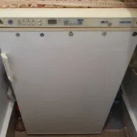 یخچال فریزر آزمایش