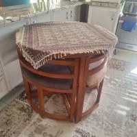 میز ناهار خوری کم جا