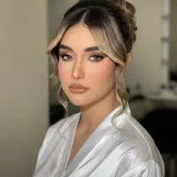 آکادمی تخصصی آموزش میکاپ ( فرصت ویژه )