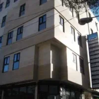 رهن و اجاره واحد تجاری ، واقع در ساختمان پزشکان