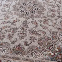 دو عدد فرش ۹متری در حد نو ۱۲۰۰شانه