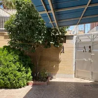 ویلایی ۱ طبقه/۲۰۰ متر زمین/۲ خوابه/شهرک گلستان|فروش خانه و ویلا|شیراز, شهرک بهشتی|دیوار
