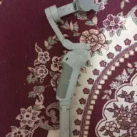 گیمبال،پایه نگهدارنده موبایل و لرزه گیر